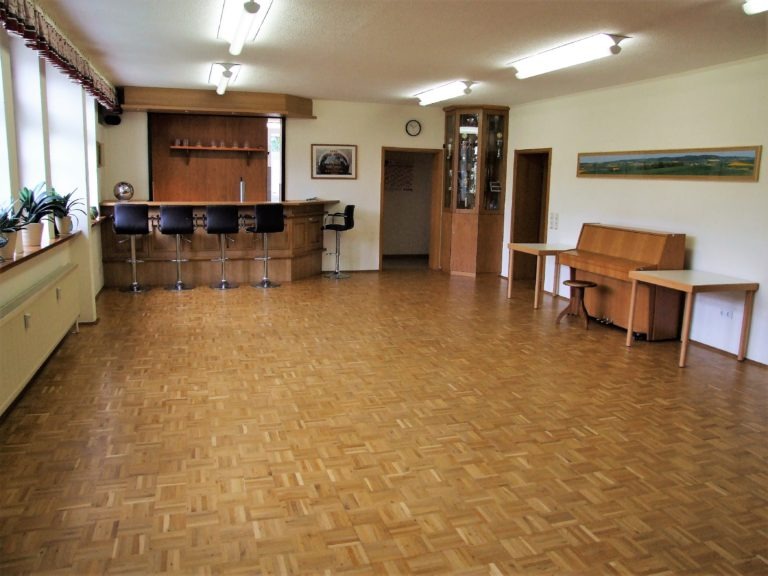 bergheim_dgh_markthalle_ein_weiterer_saal_im_dorfgemeinsachaftshaus