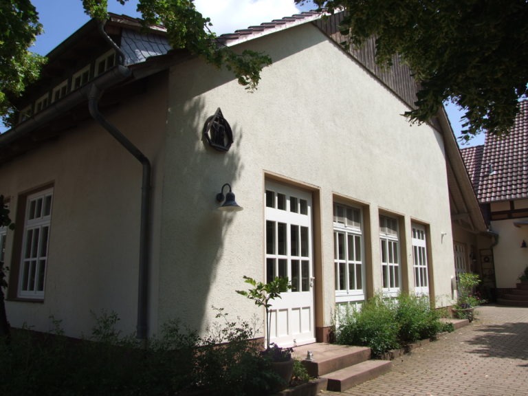 boehne_das_dorfgemeinschaftshaus_von_aussen