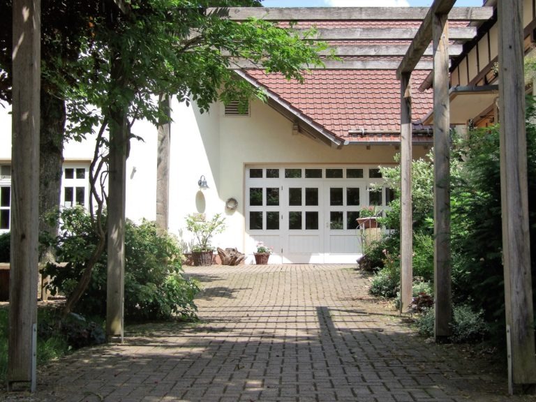 boehne_eingang_des_dorfgemeinschaftshauses