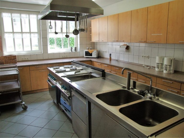 boehne_kueche_des_dorfgemeinschaftshauses