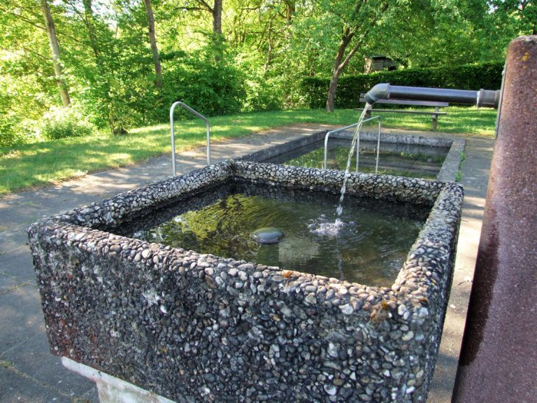 Gut für Herz und Kreislauf: Die Wassertretanlage. (Foto: Uli Klein)