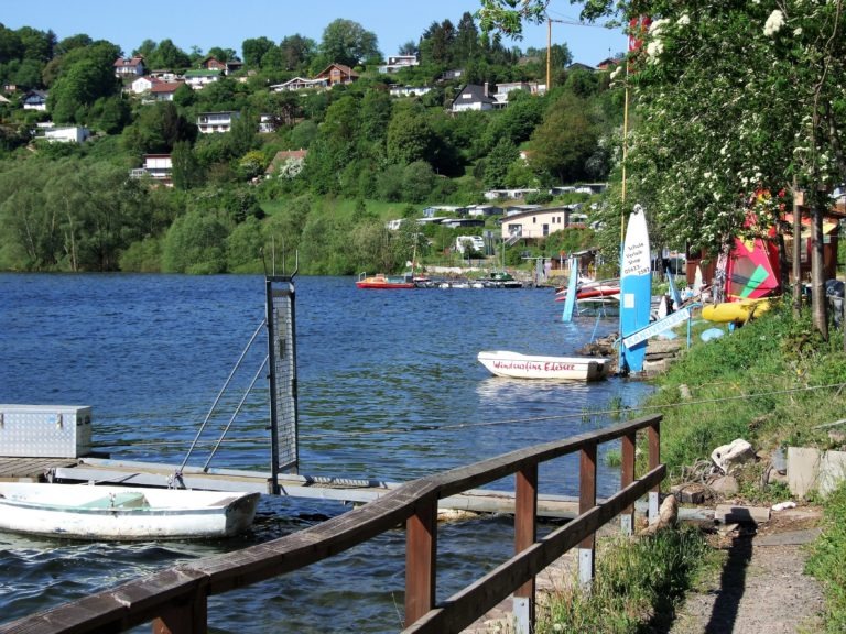 Uferbereich in der Bringhäuser Bucht. (Foto: Uli Klein)