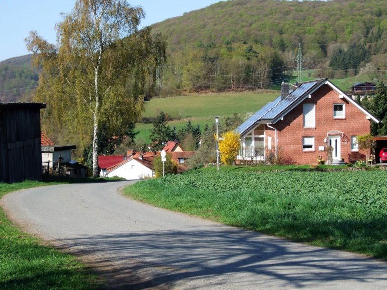 Frühlingserwachen im Dorf. (Foto: Uli Klein)