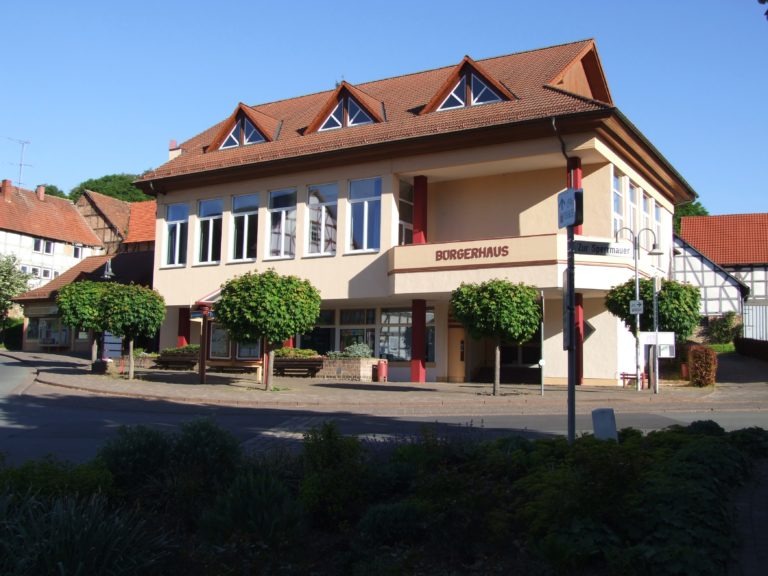 hemfurth-edersee_aussenansicht_des_buergerhauses