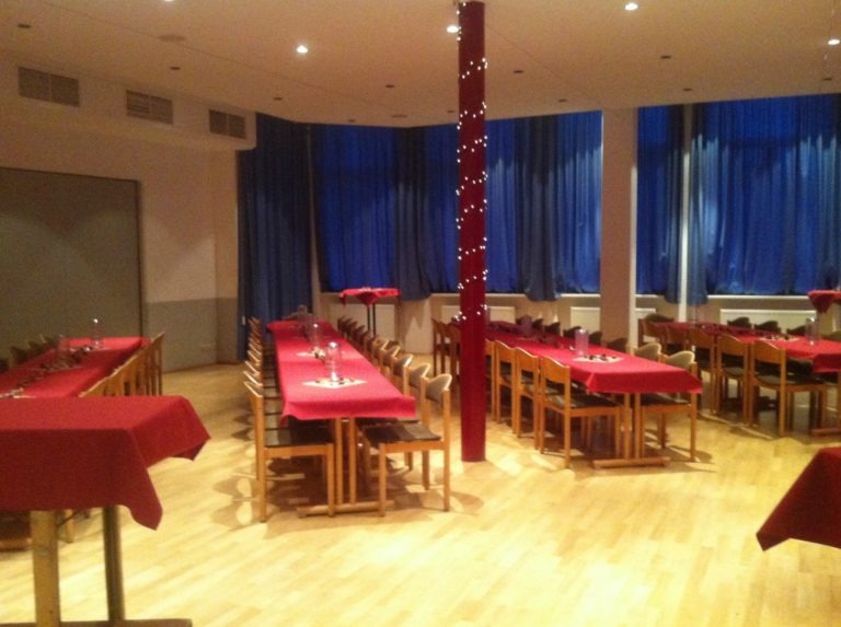 hemfurth-edersee_der_geschmueckte_grosse_festsaal