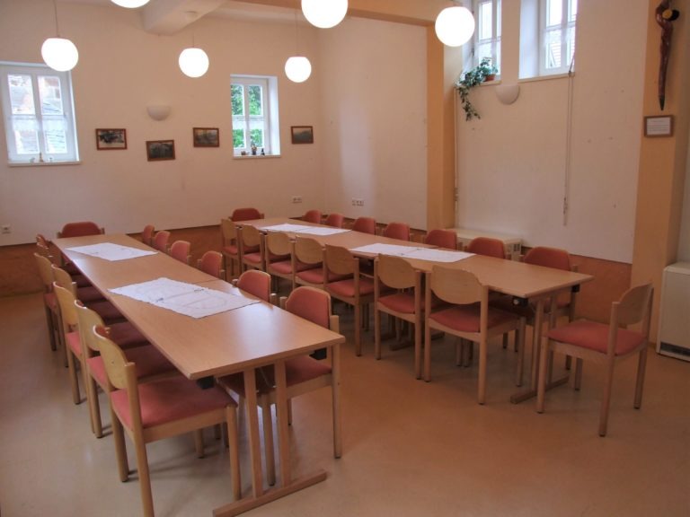 koenigshagen_dgh_hirtenhaus_das_hirtenhaus_von_innen_aus_anderer_perspektive