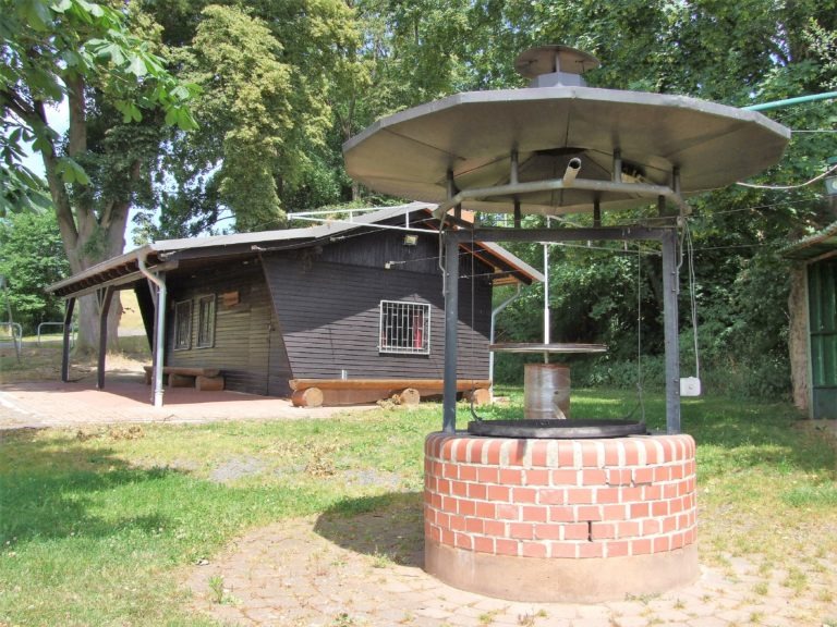 koenigshagen_die_grillhuette_unter_den_linden