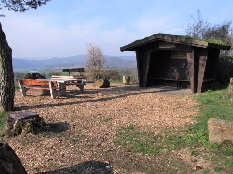 Beliebtes Ziel vieler Wanderinnen und Wanderer: Der Sengelsberg. (Foto: Uli Klein)